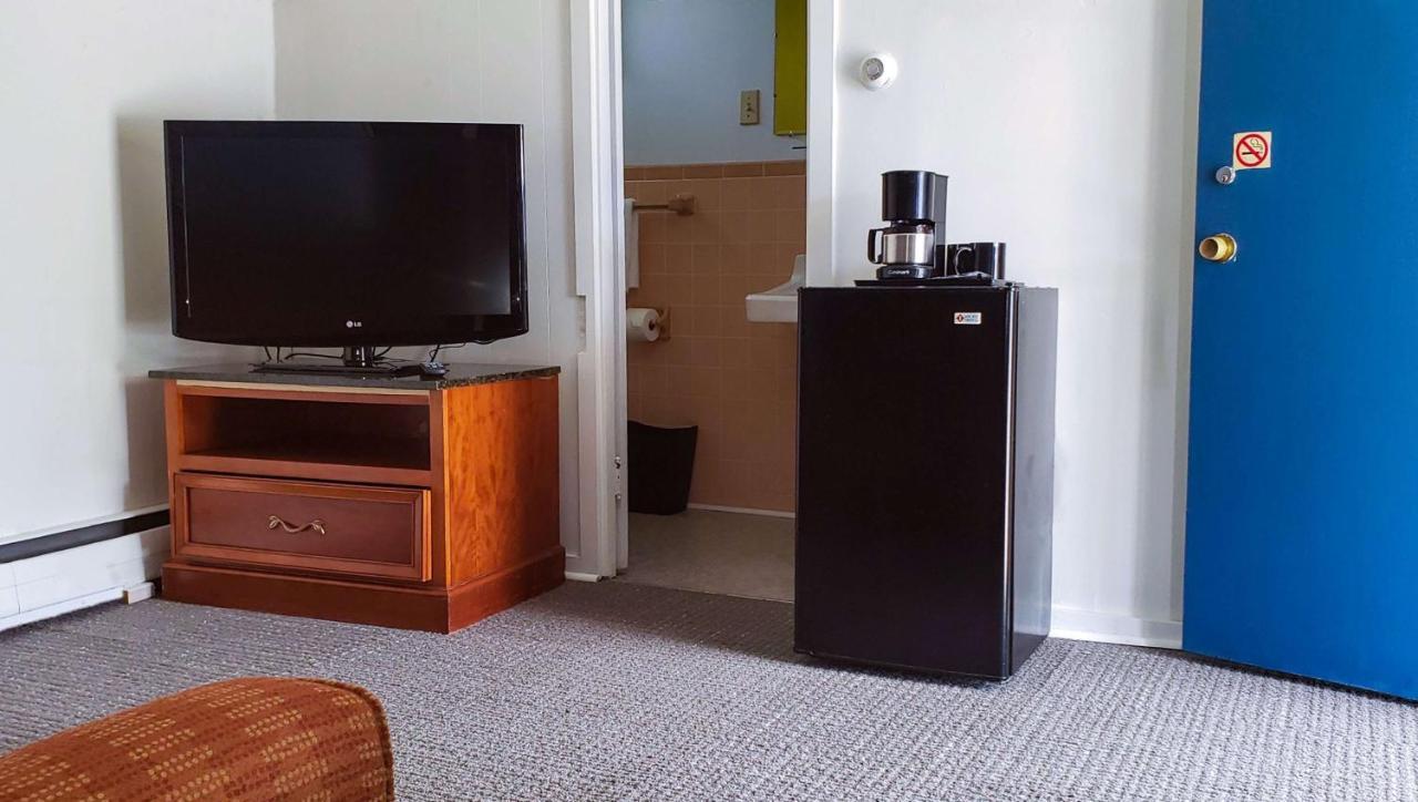 Magnuson Hotel Wauseon Екстериор снимка