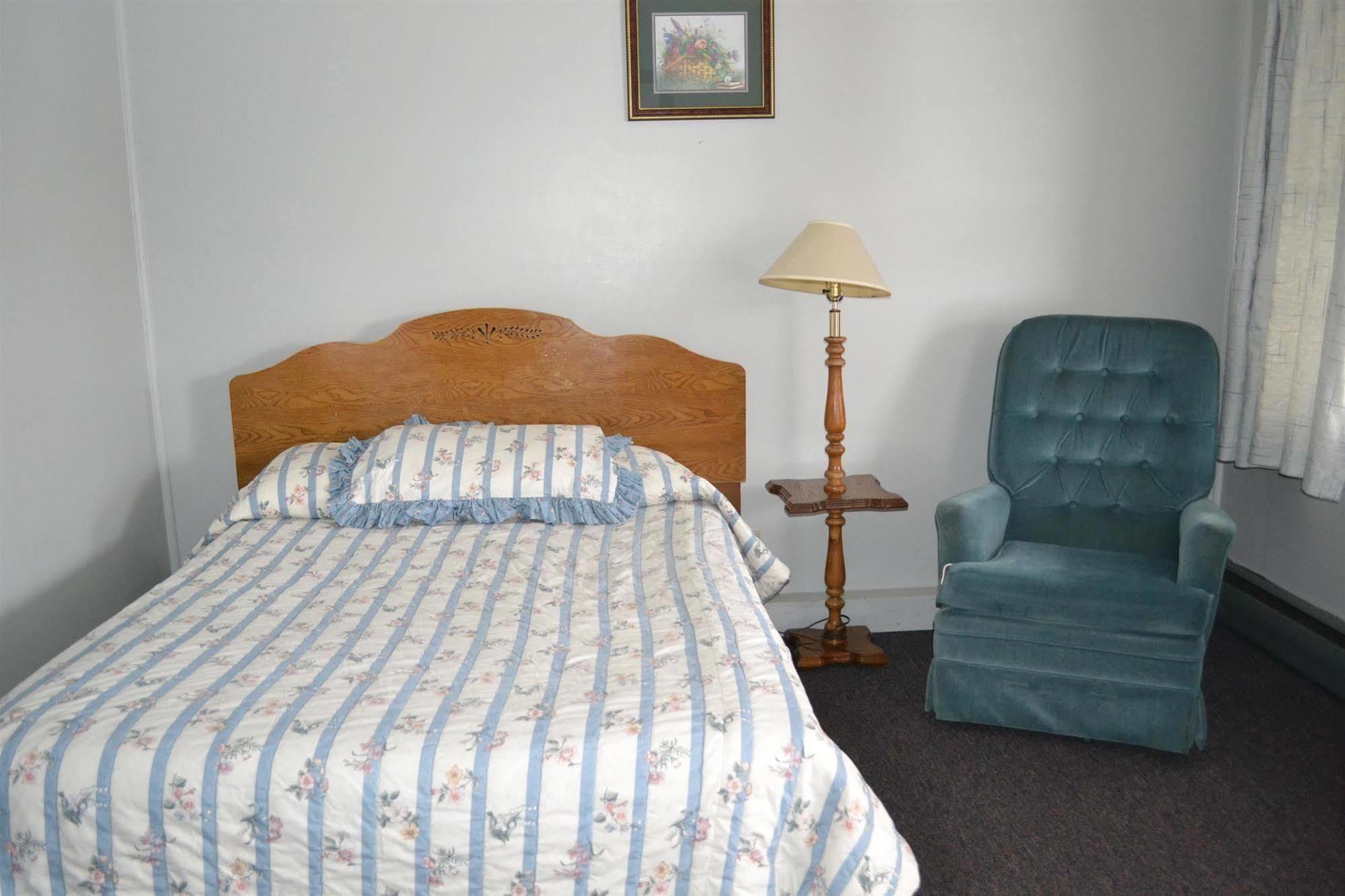 Magnuson Hotel Wauseon Екстериор снимка